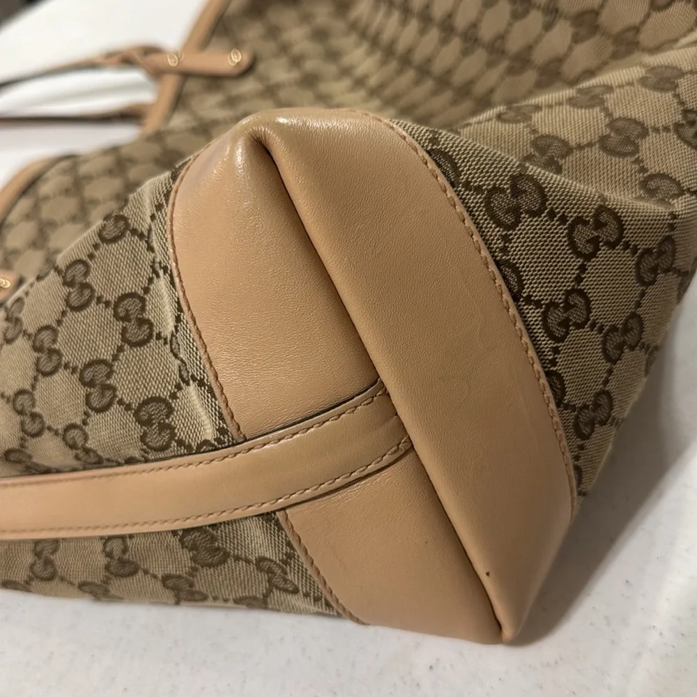 Gucci Beige GG Monogram Large Tote Bag Authentic - Picture 10 of 16
